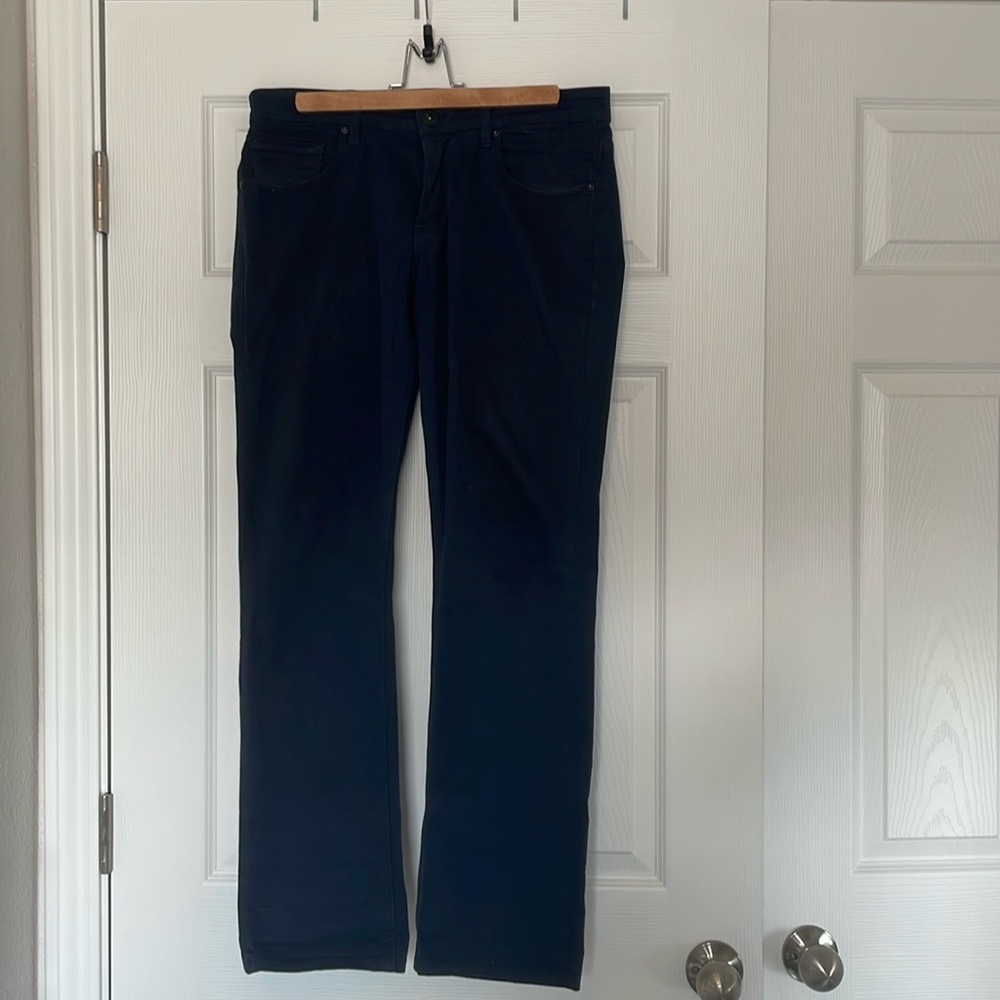 Paige navy blue stretchy chinos in good condition!